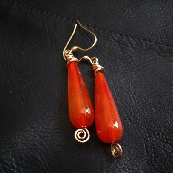 Singular Stunning Agate Drop Earrings! Vibrant Deep Orange! High Energy Vibes! - Picture 2 of 11